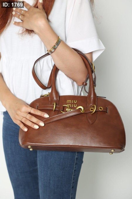 شنطة - Miu Miu / كواليتي ماستر